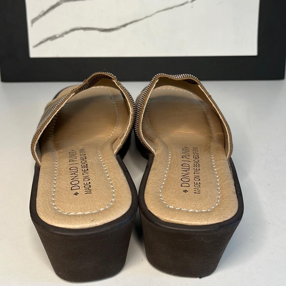 Donald Pliner IPM Light Taupe Wedge Sandal women’s size 6.5 - Picture 4 of 16